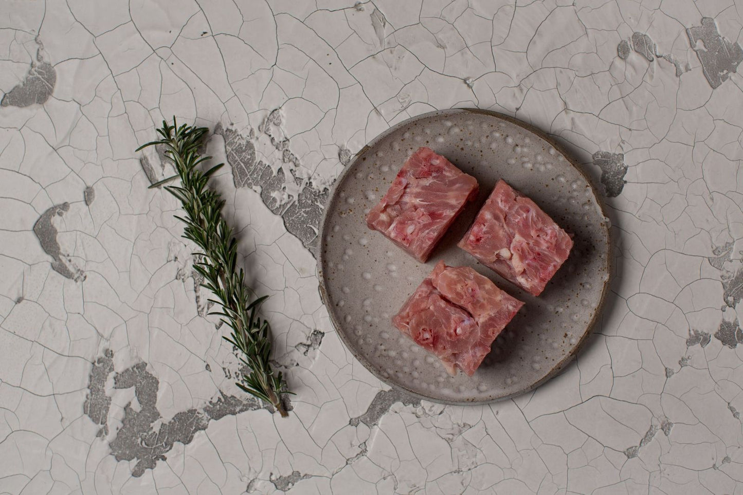 Hähnchenhälse am Stück gewürfelt 500g